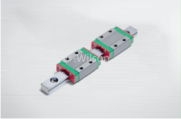 滚动直线导轨副